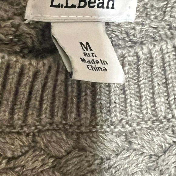 LL BEAN sweater - Picture 2 of 3